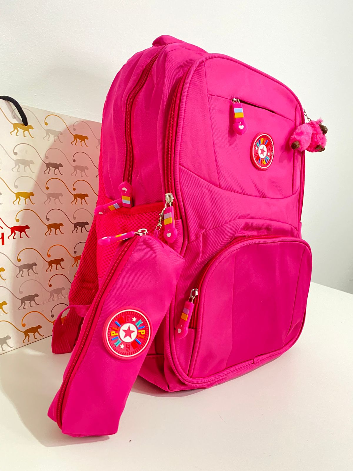 Mochila Kipling com estojo
