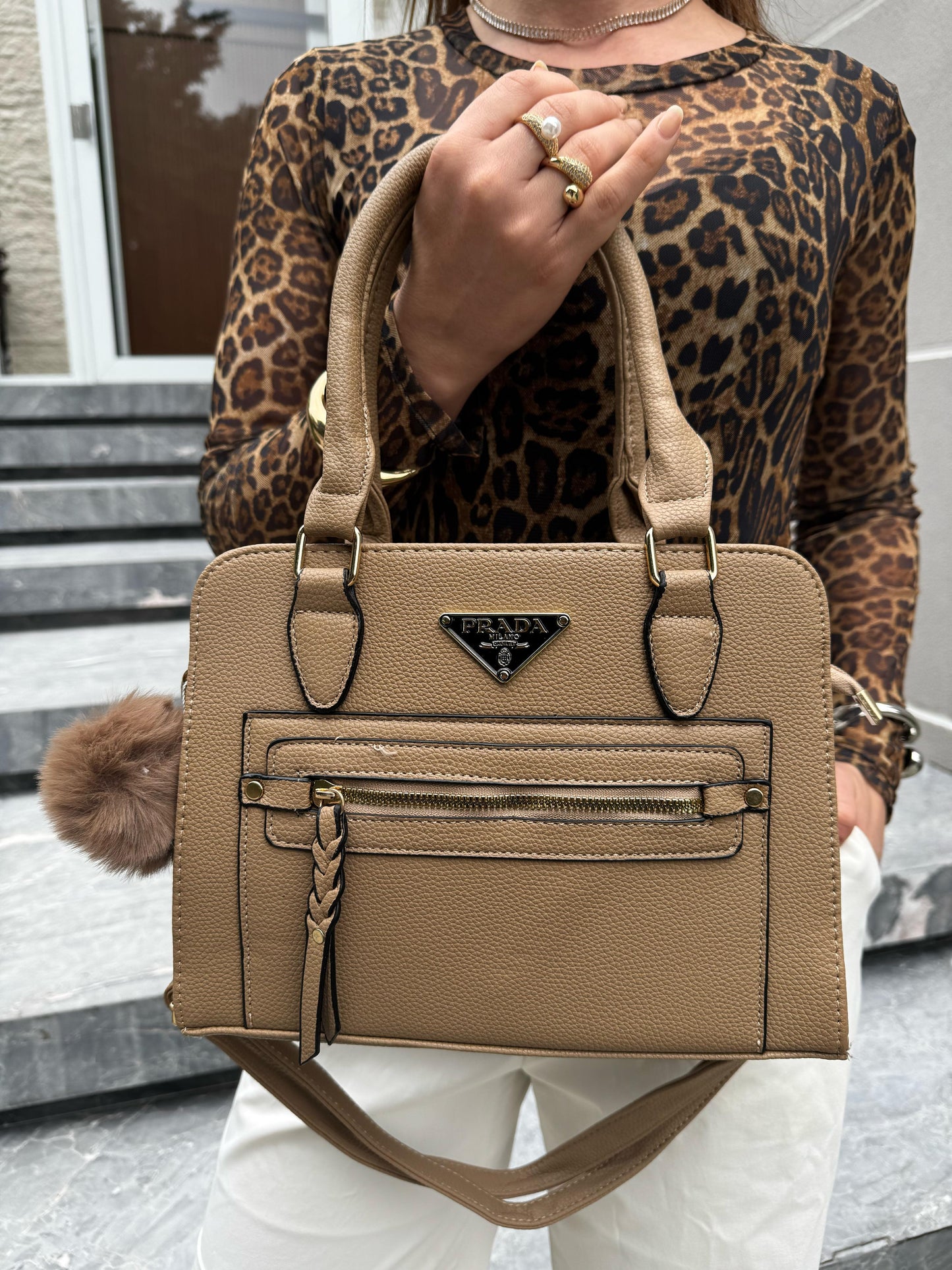 Bolsa Prada linha importada