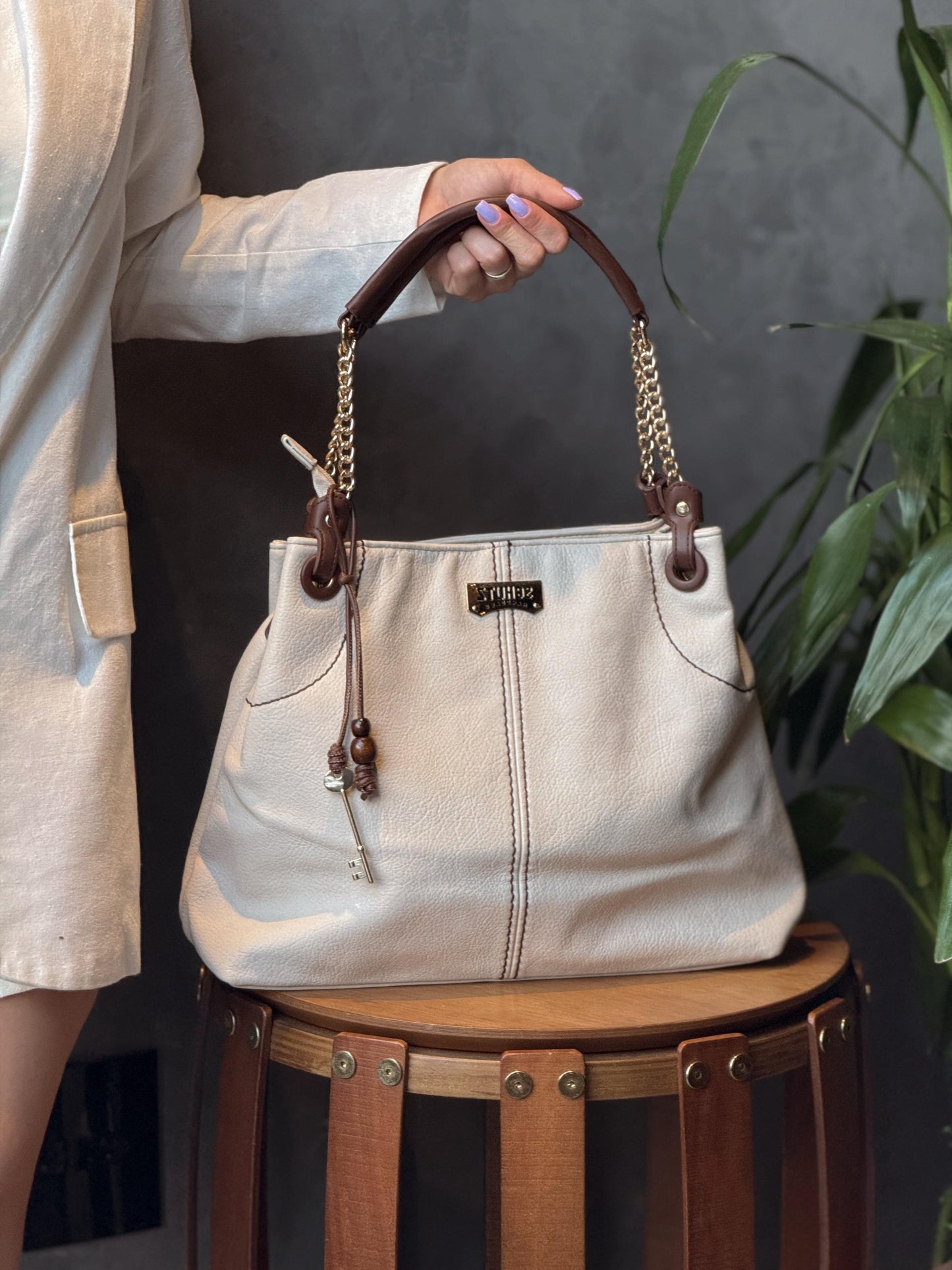 Bolsa Schutz linha importada