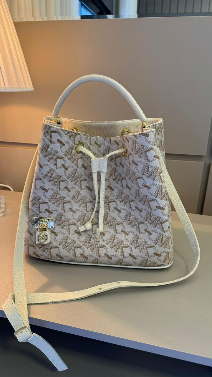 Bolsa saco Michael Kors