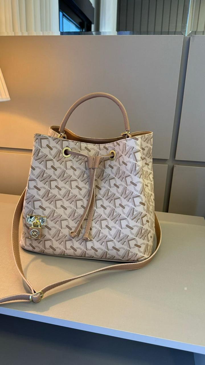 Bolsa saco Michael Kors