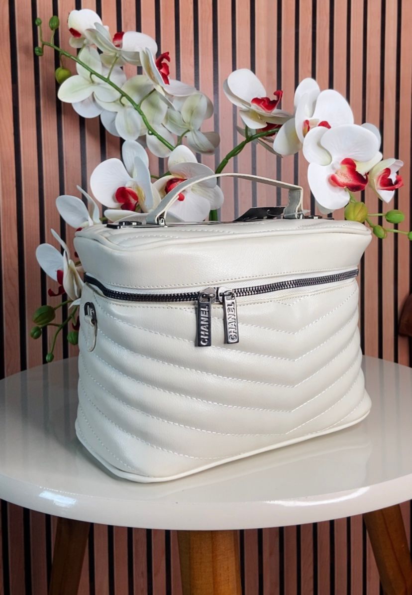 Frasqueira Chanel