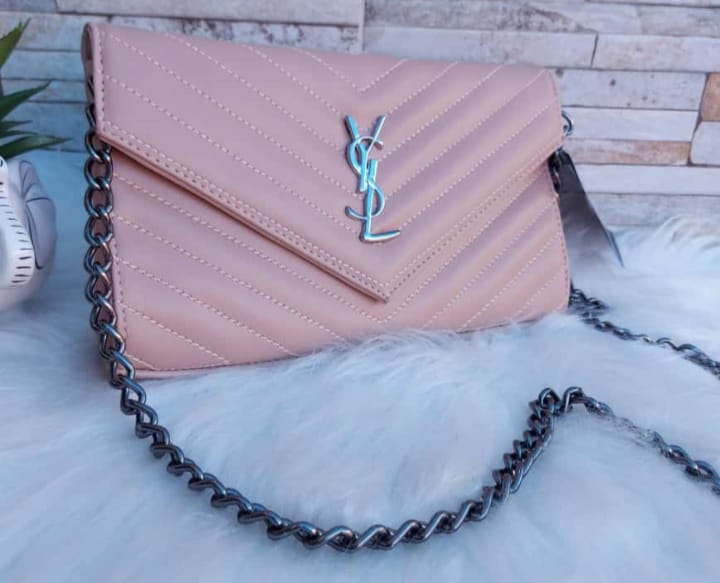 Bolsa Saint Laurent Clouth Corrente metal grafite