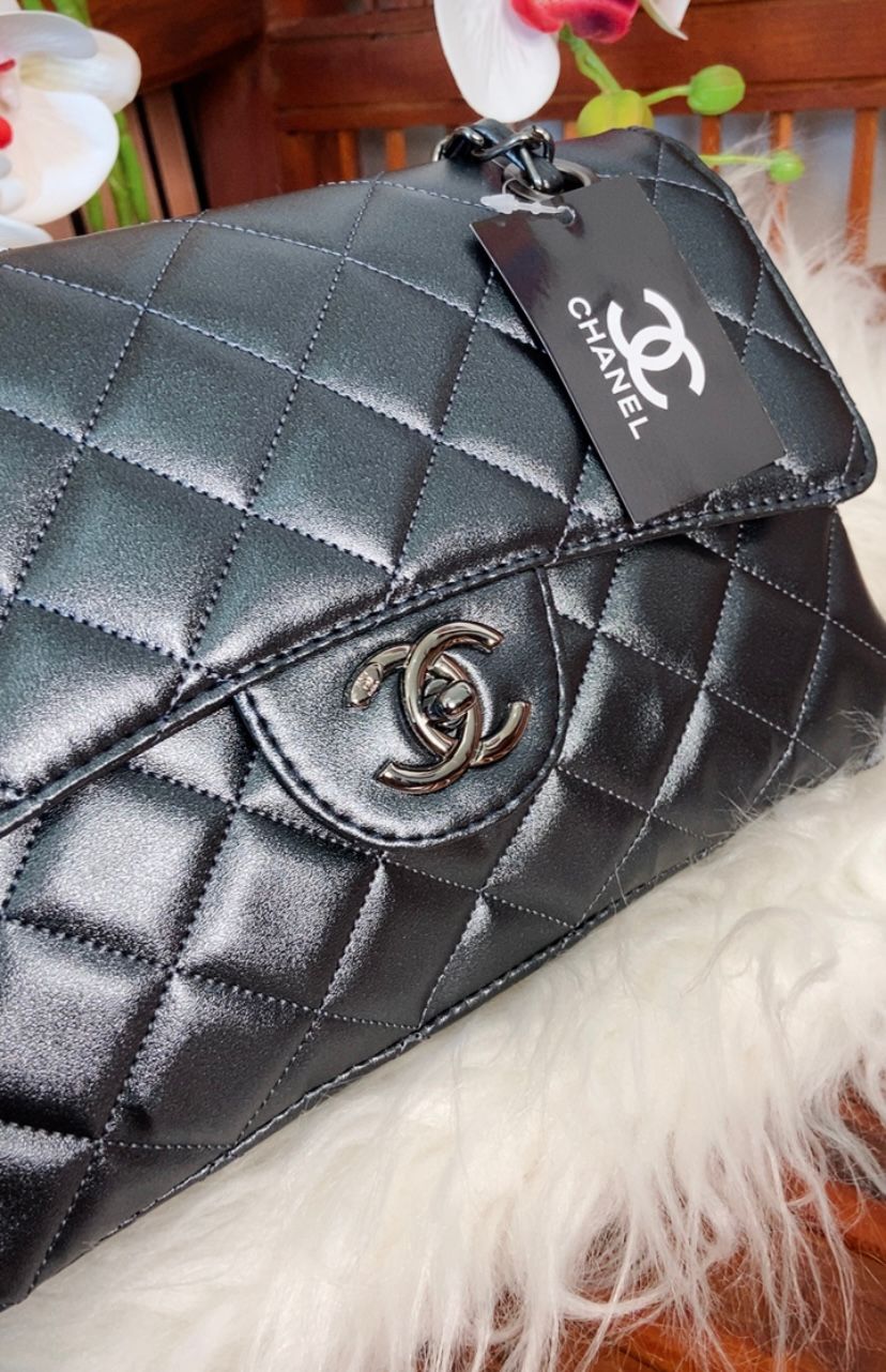 Chanel Classic M