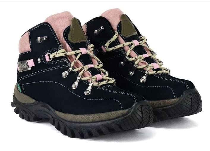 Bota adventure feminina