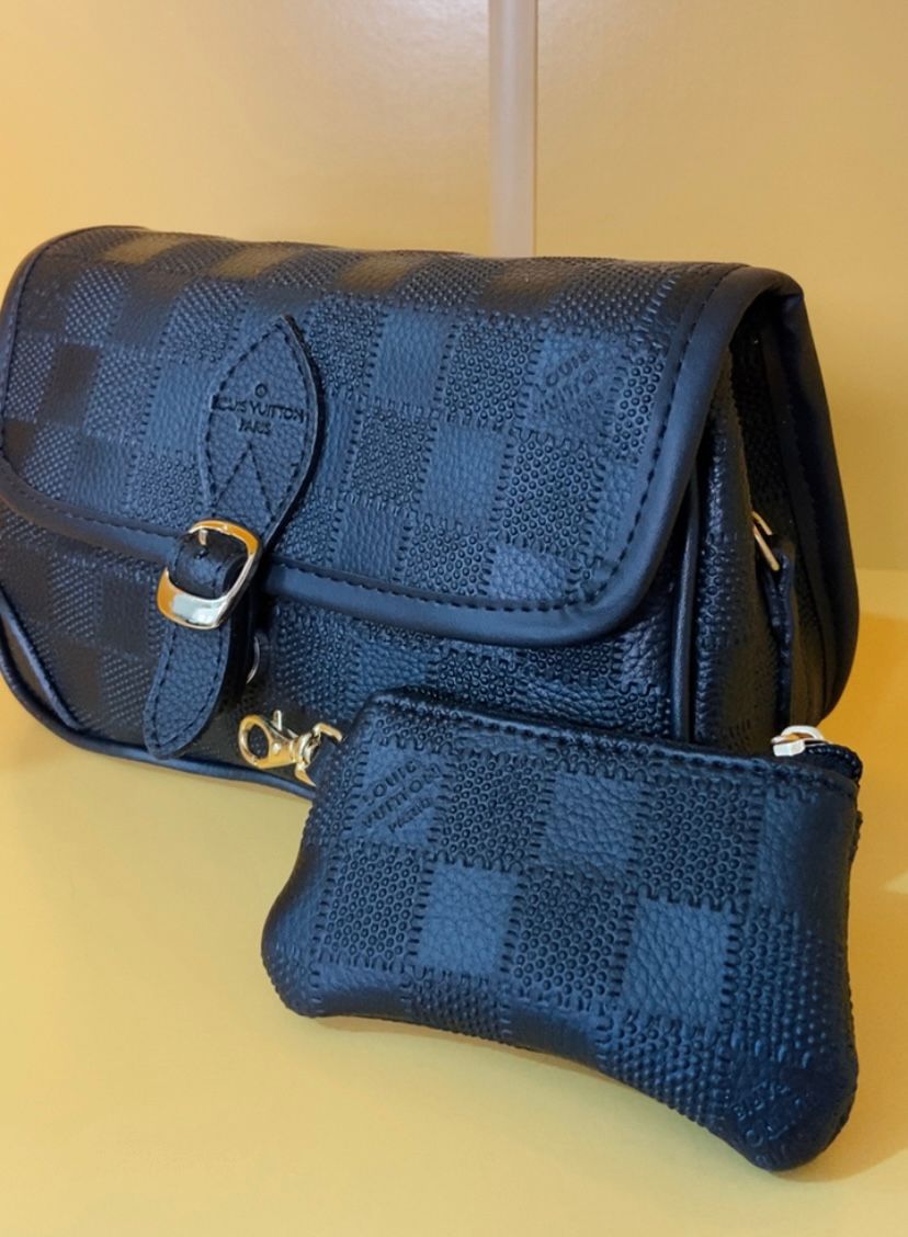 Bolsa Louis Vuitton pequena