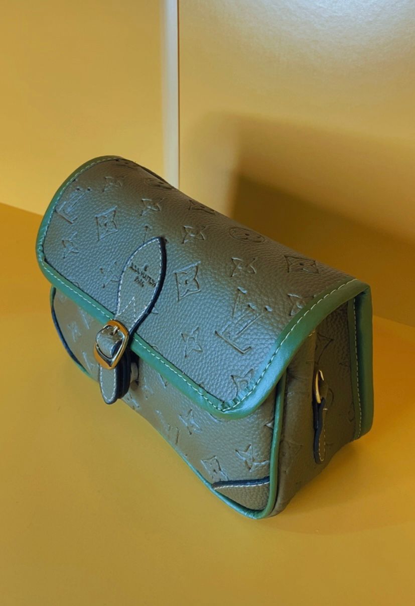 Bolsa Louis Vuitton pequena