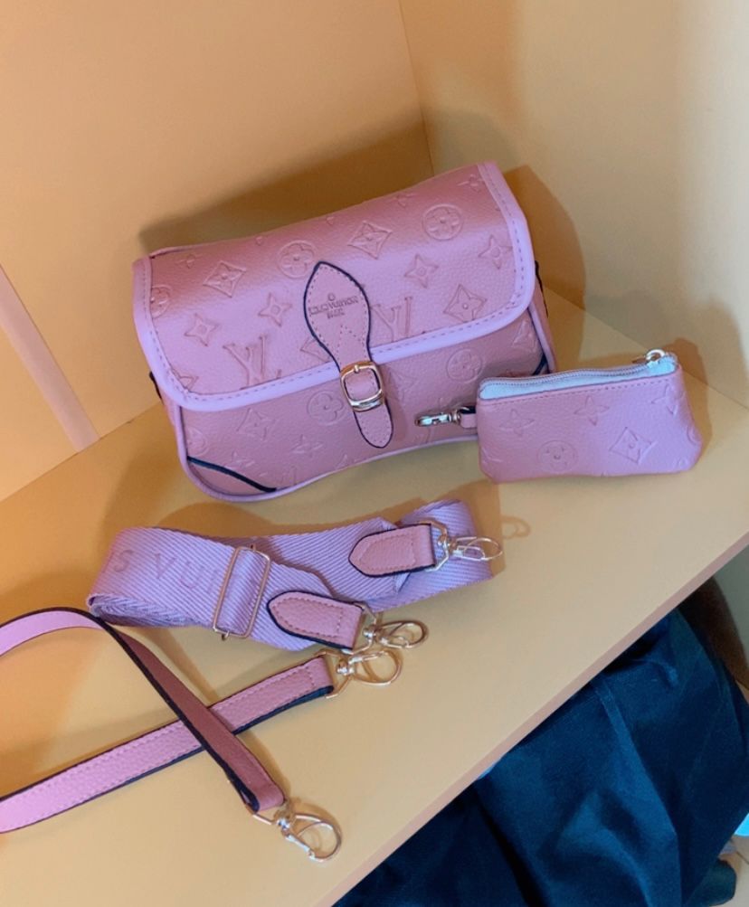Bolsa Louis Vuitton pequena