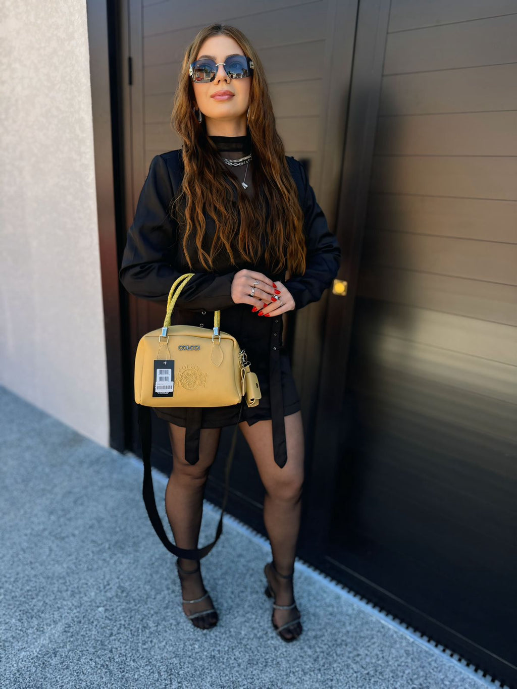 Bolsa Colcci com porta niquel