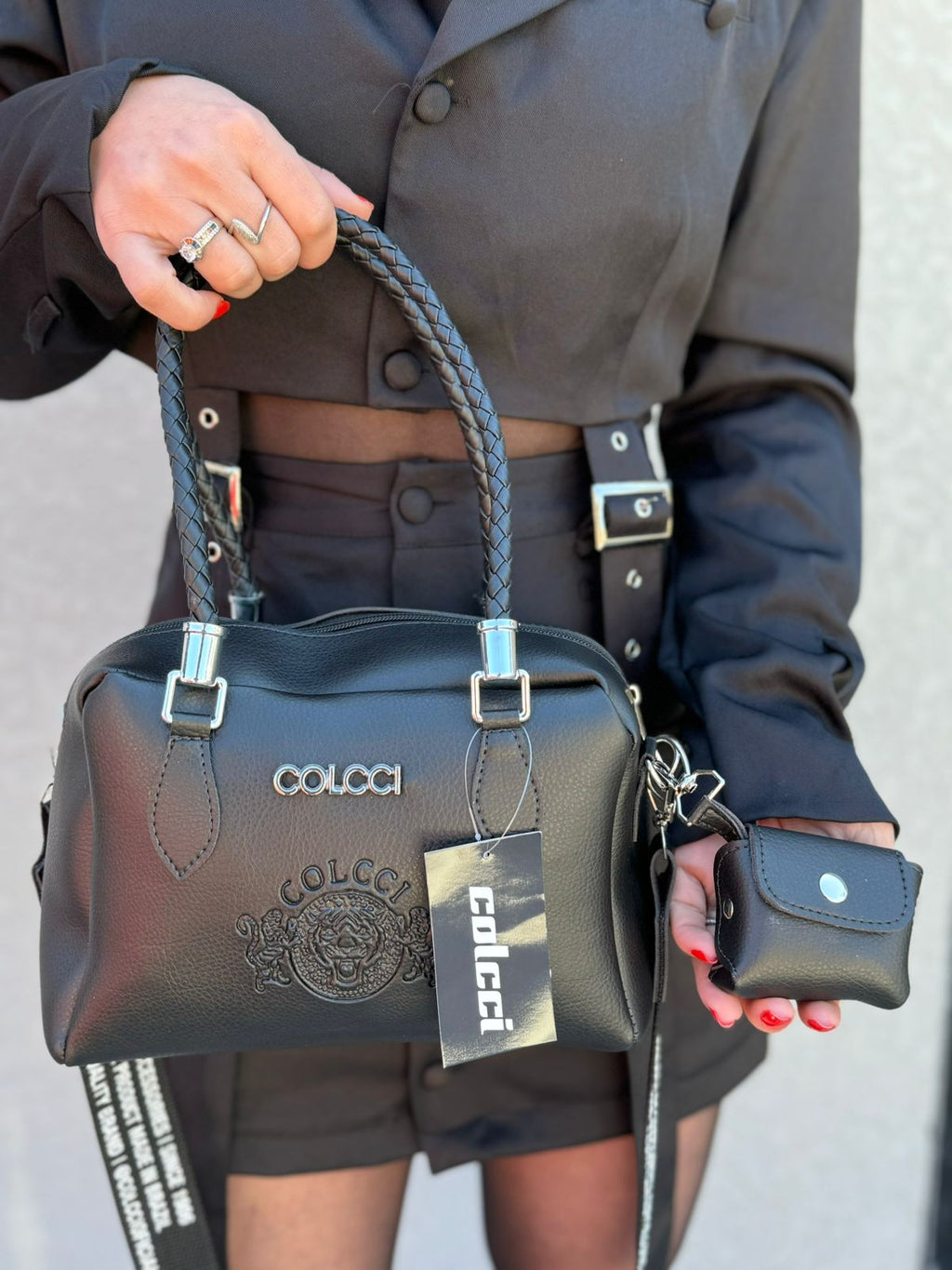 Bolsa Colcci com porta niquel