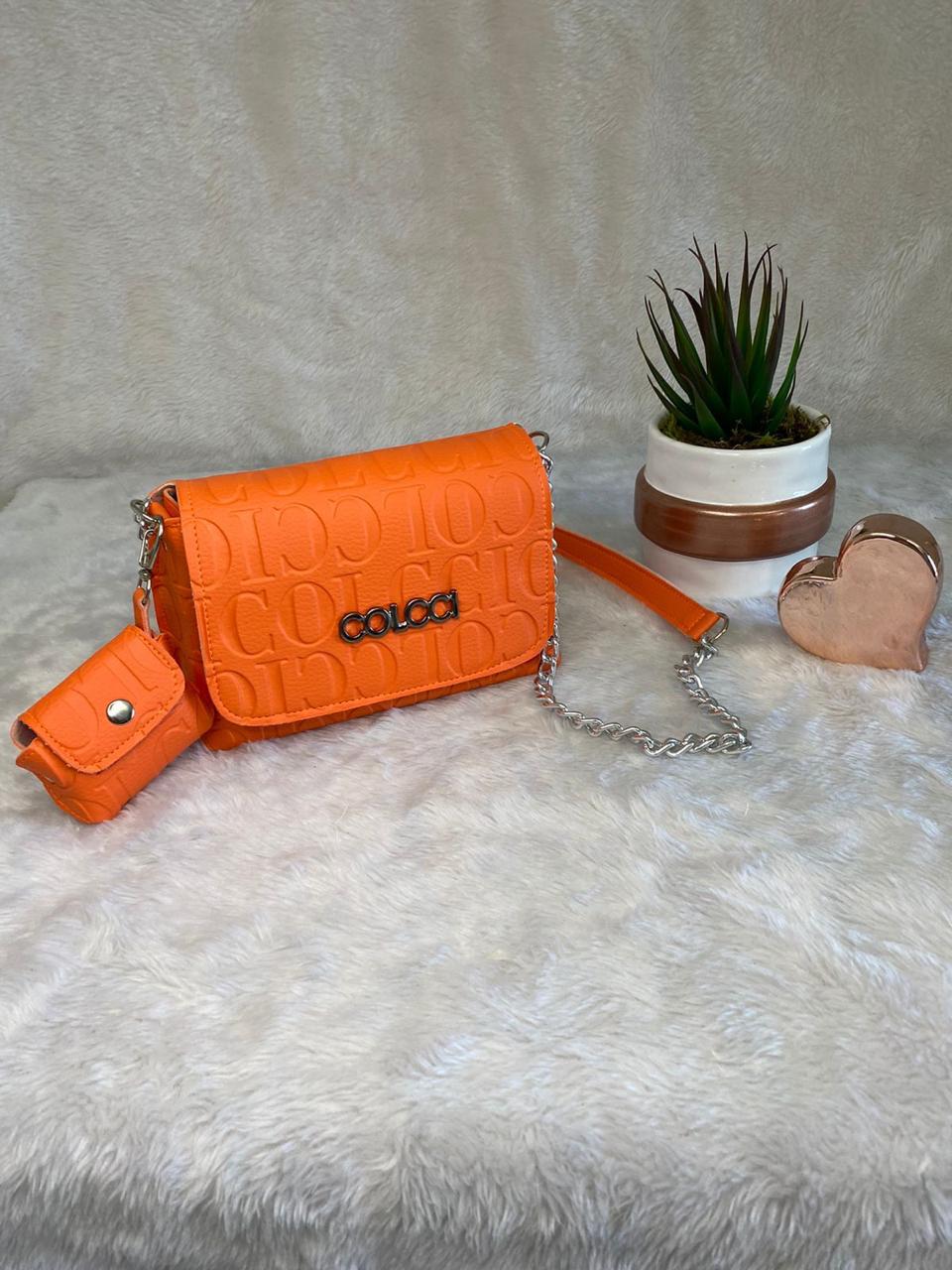 Bolsa Colcci baladinha corrente