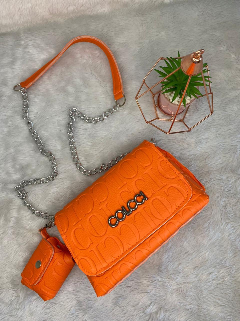Bolsa Colcci baladinha corrente