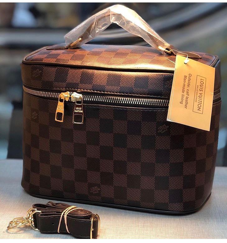 Frasqueira Louis Vuitton
