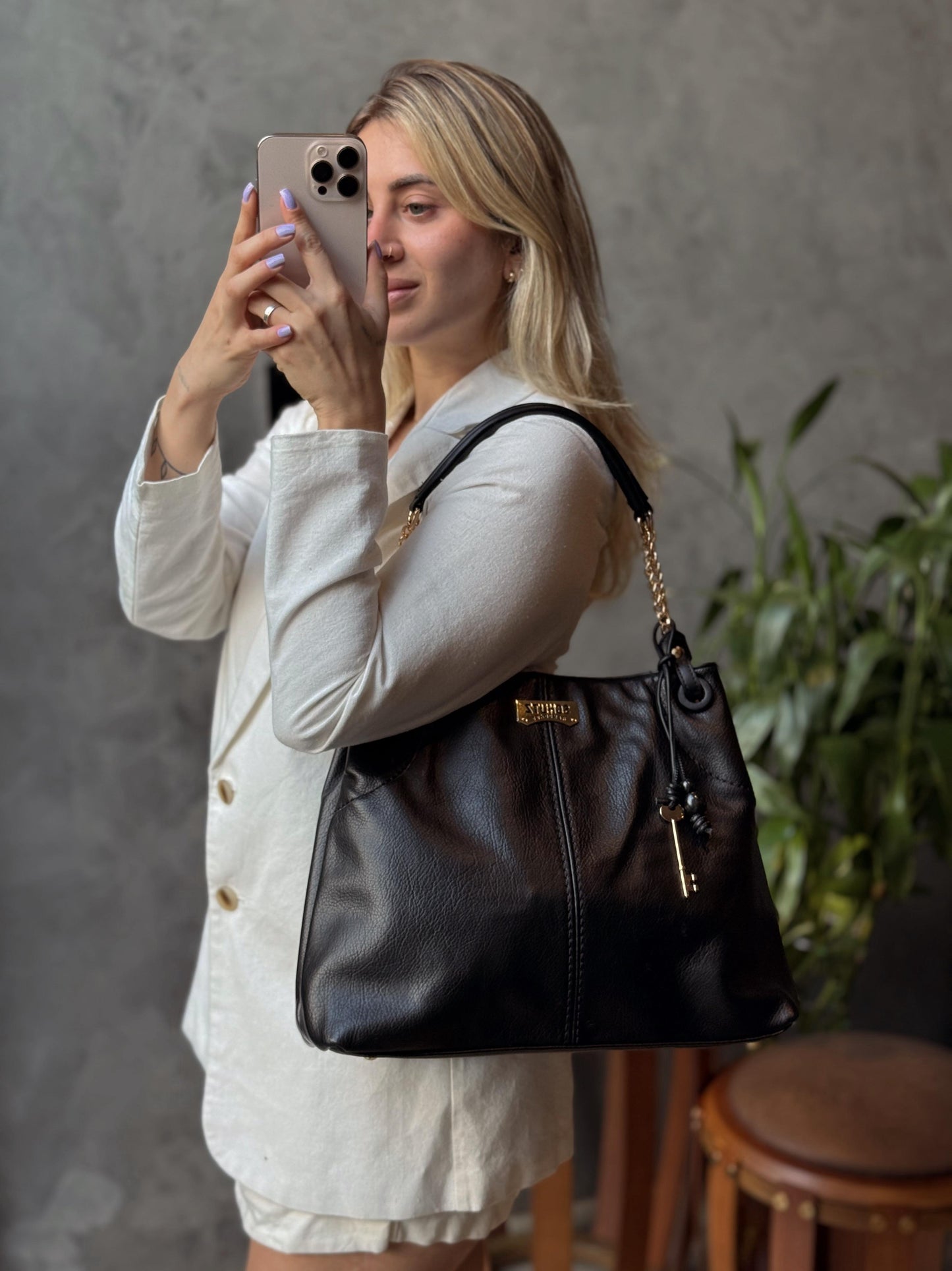 Bolsa Schutz linha importada
