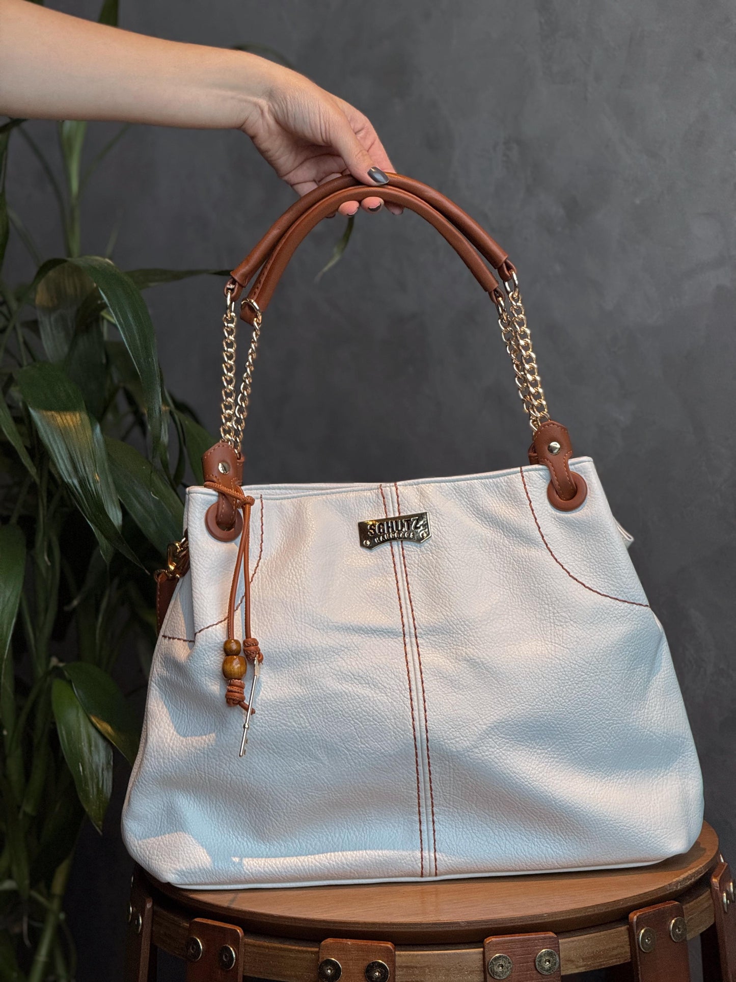 Bolsa Schutz linha importada