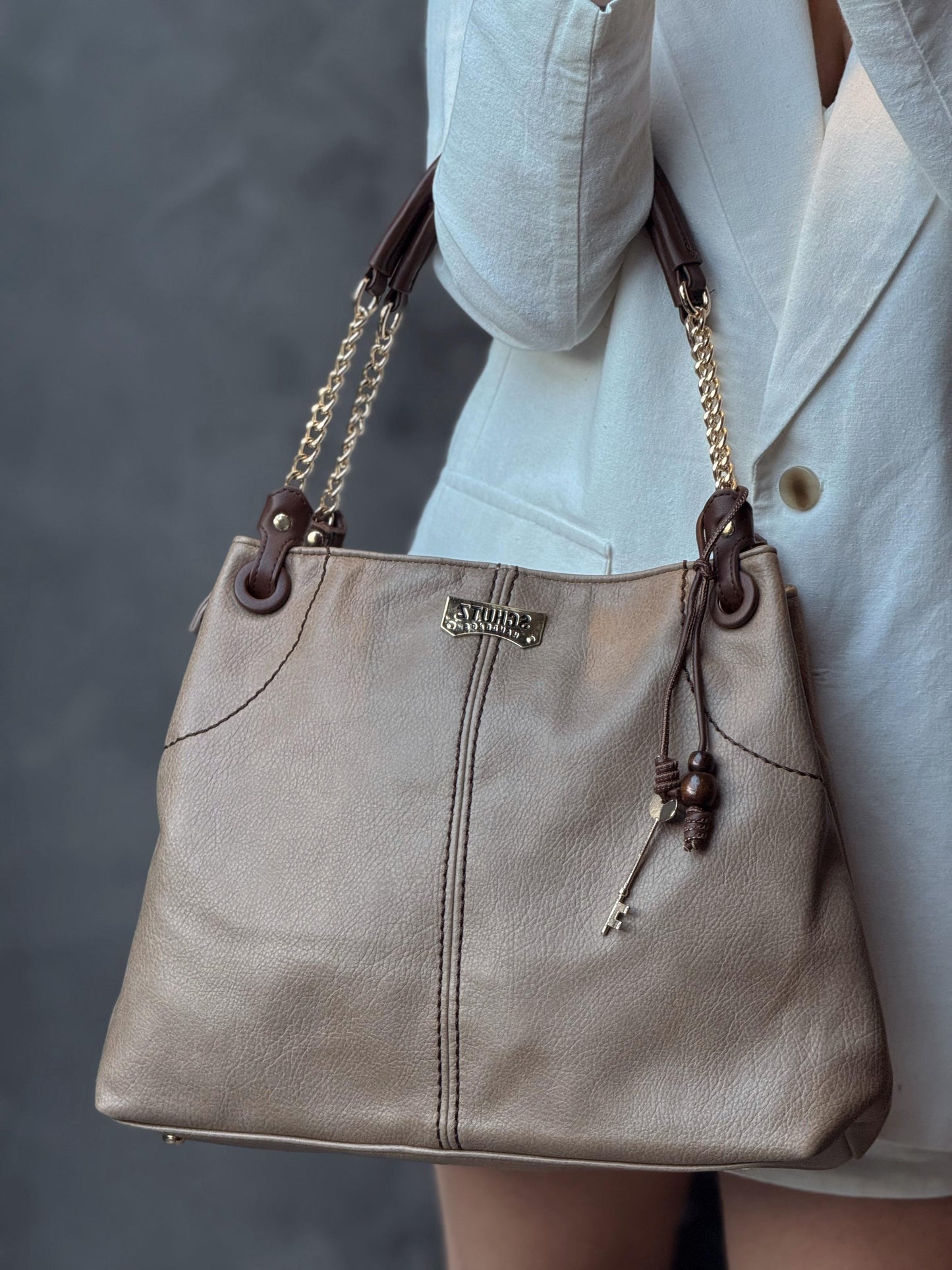 Bolsa Schutz linha importada