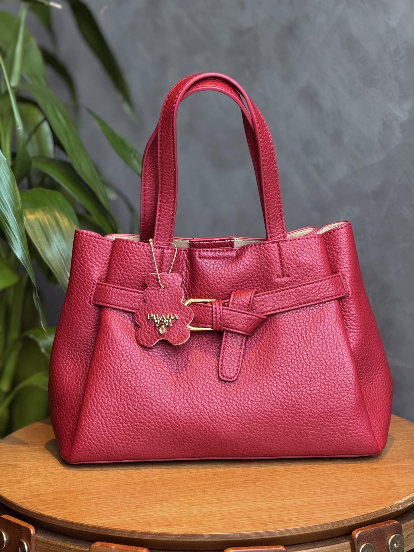 Bolsa Prada linha importada