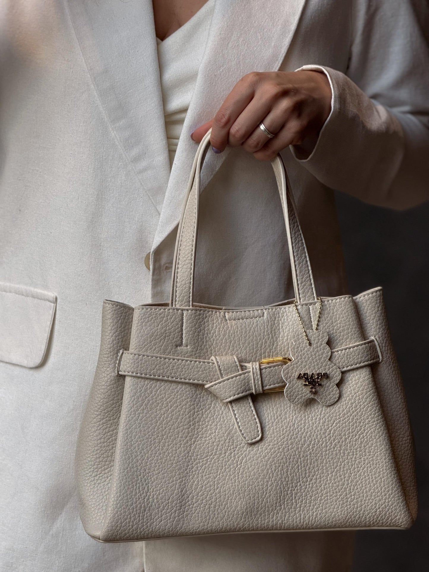 Bolsa Prada linha importada
