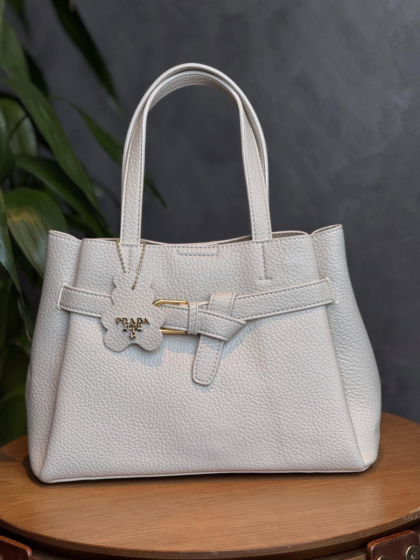 Bolsa Prada linha importada