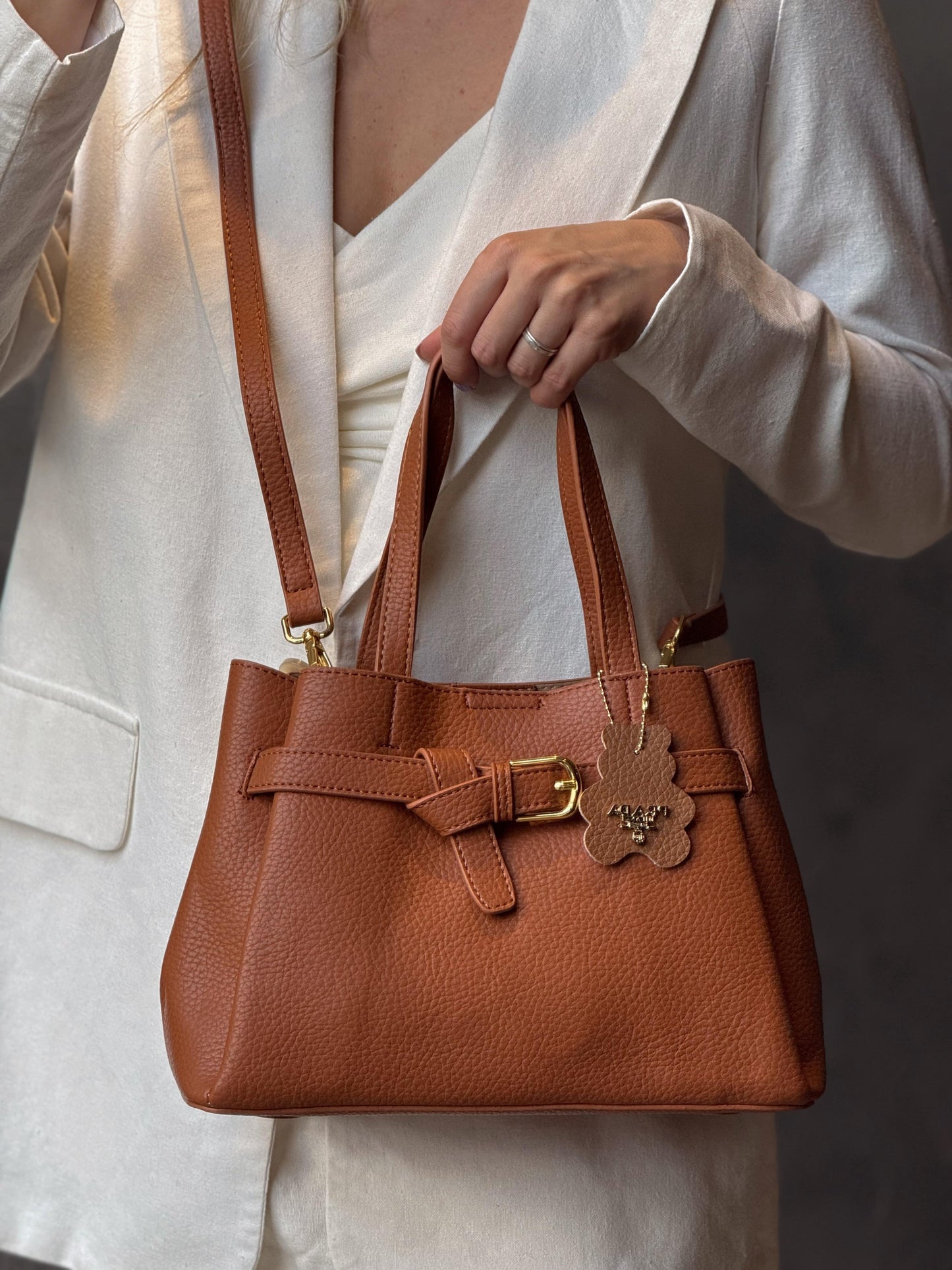 Bolsa Prada linha importada
