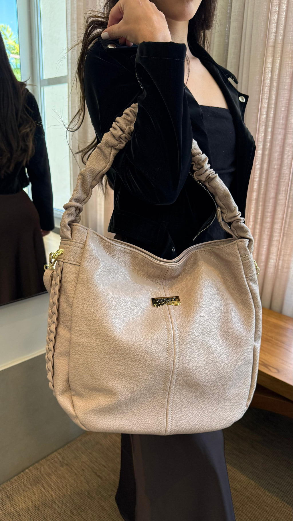 Bolsa Schutz linha importada