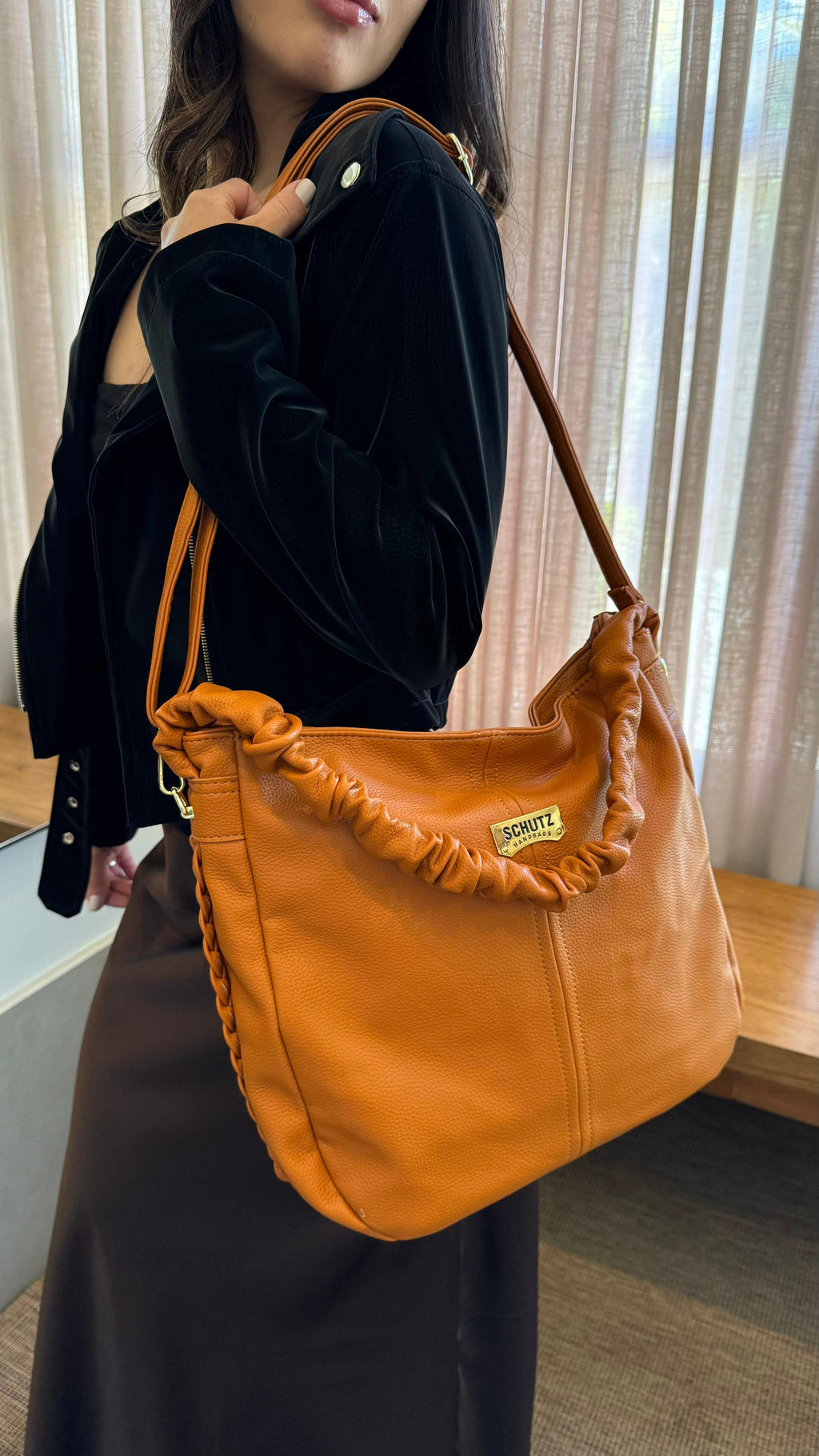 Bolsa Schutz linha importada