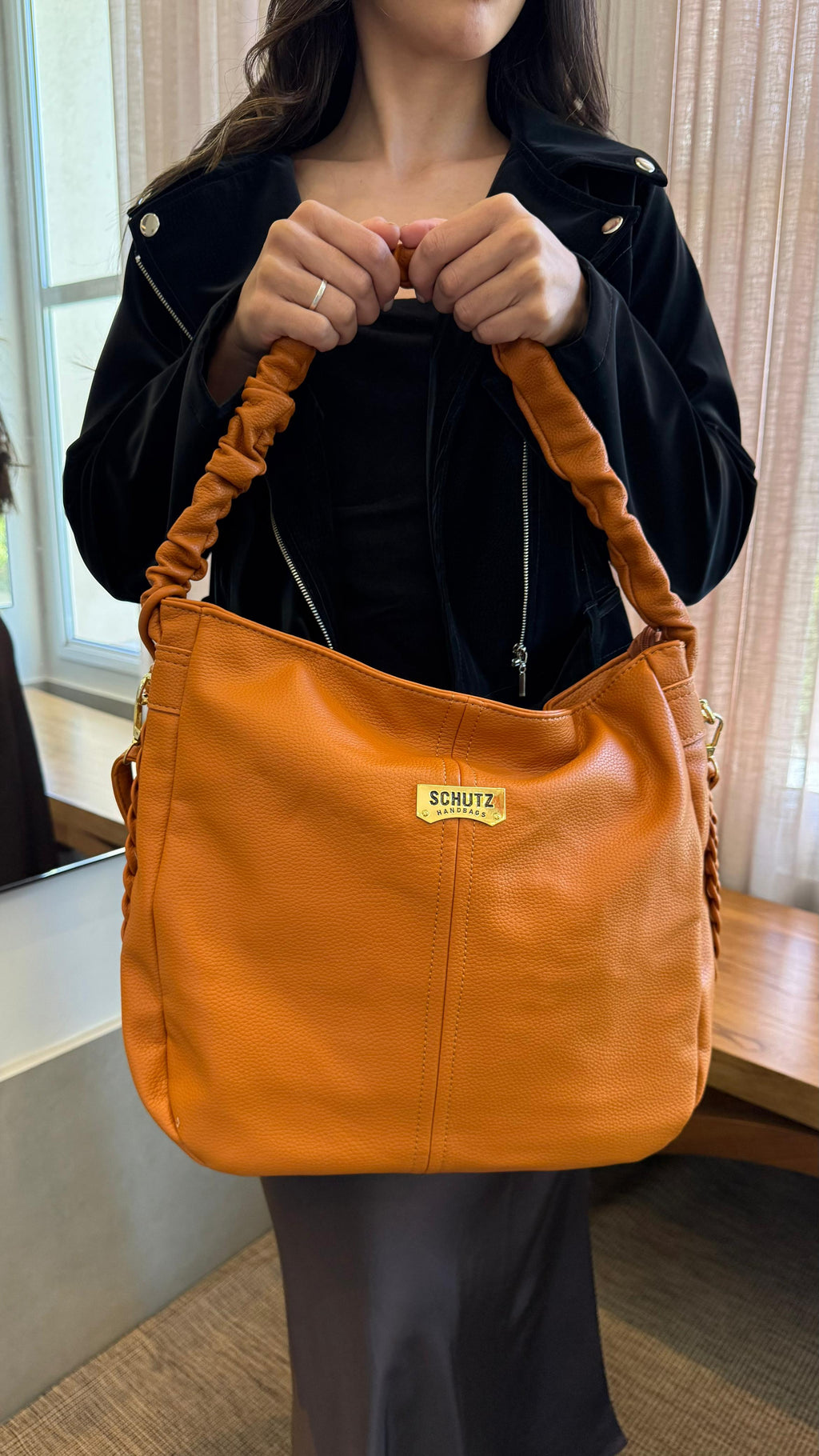 Bolsa Schutz linha importada
