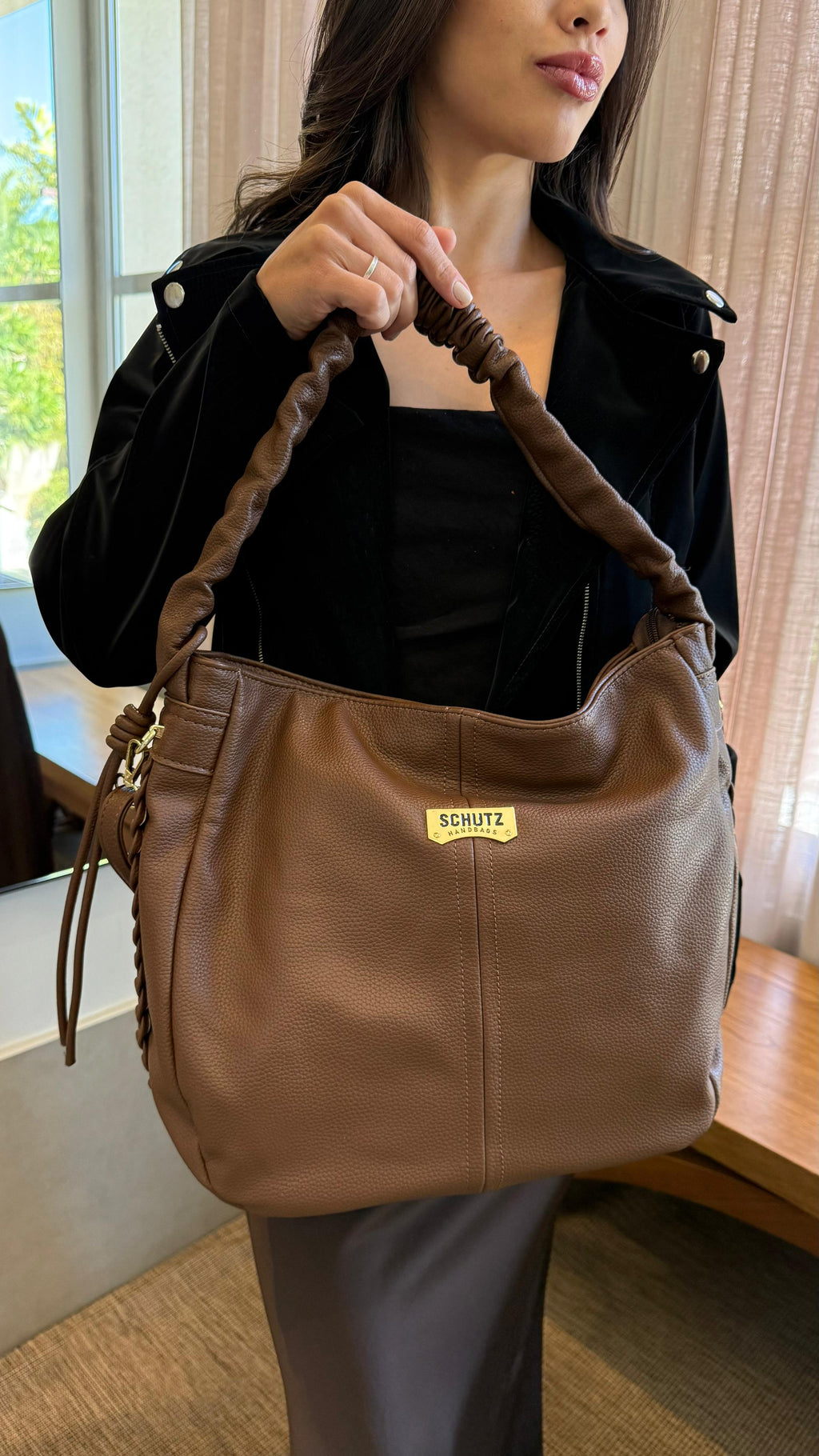 Bolsa Schutz linha importada