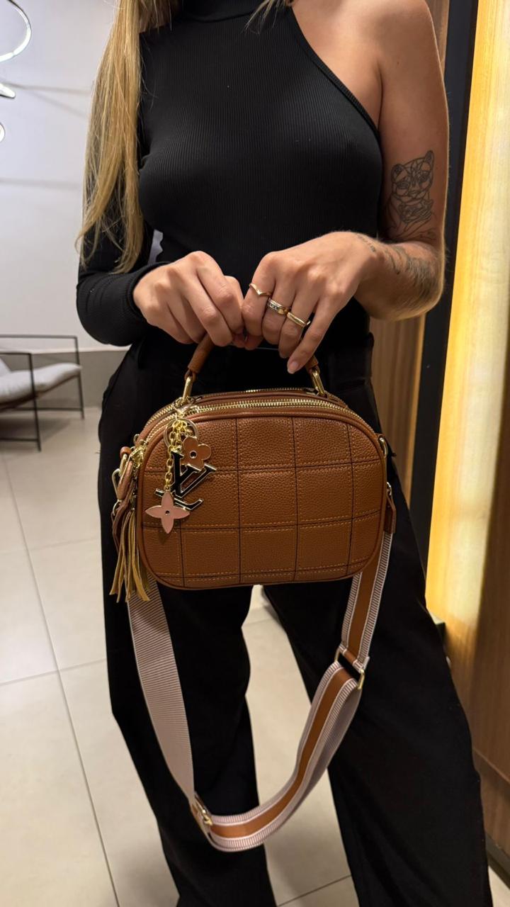 Bolsa Louis Vuitton linha importada