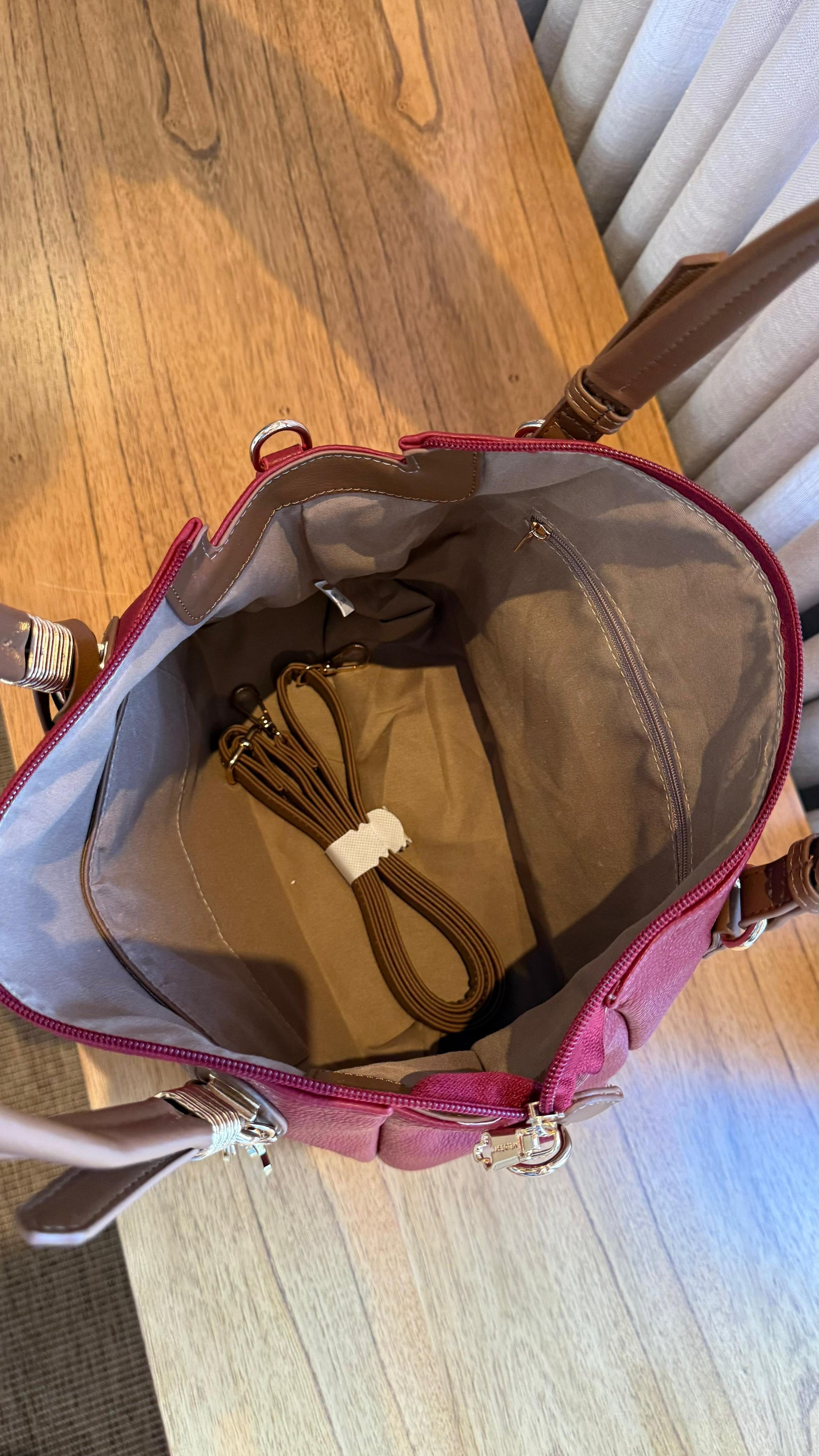 Bolsa Louis Vuitton linha importada