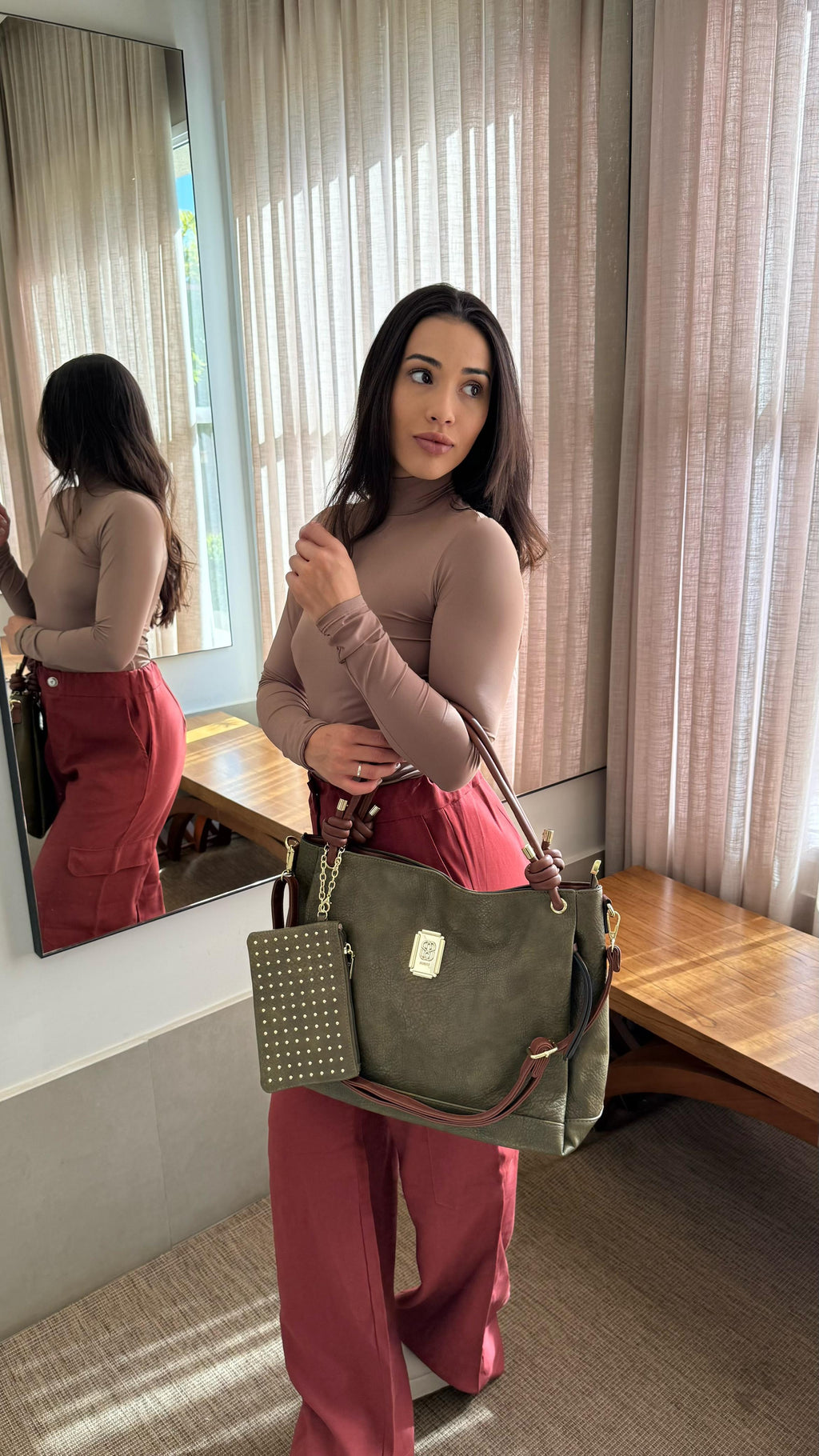 Bolsa Schutz linha importada