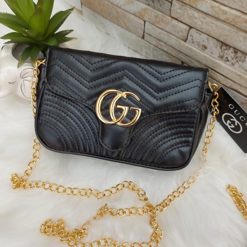 Bolsa Gucci marmont baby metais dourados