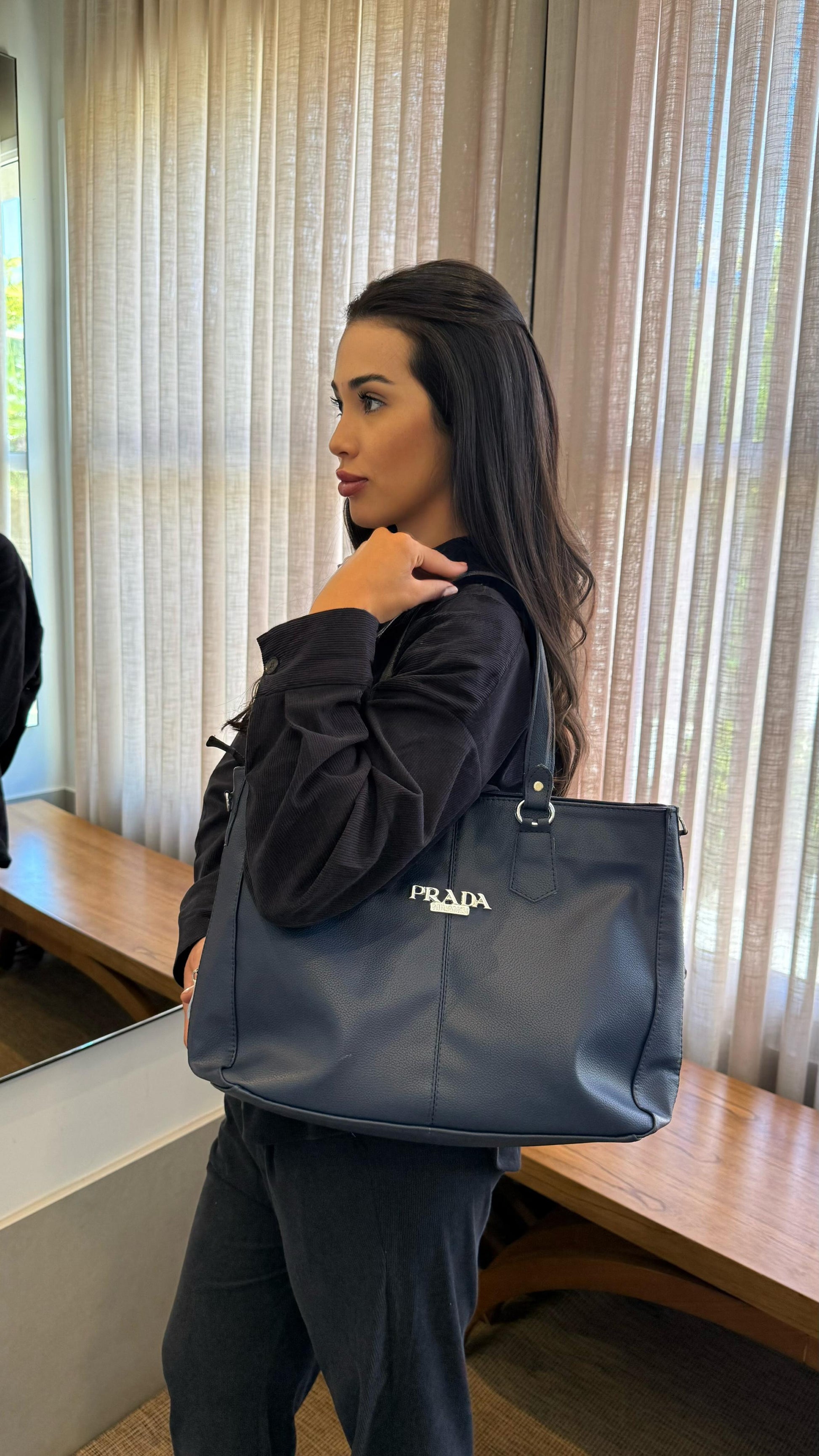 Bolsa Prada linha importada