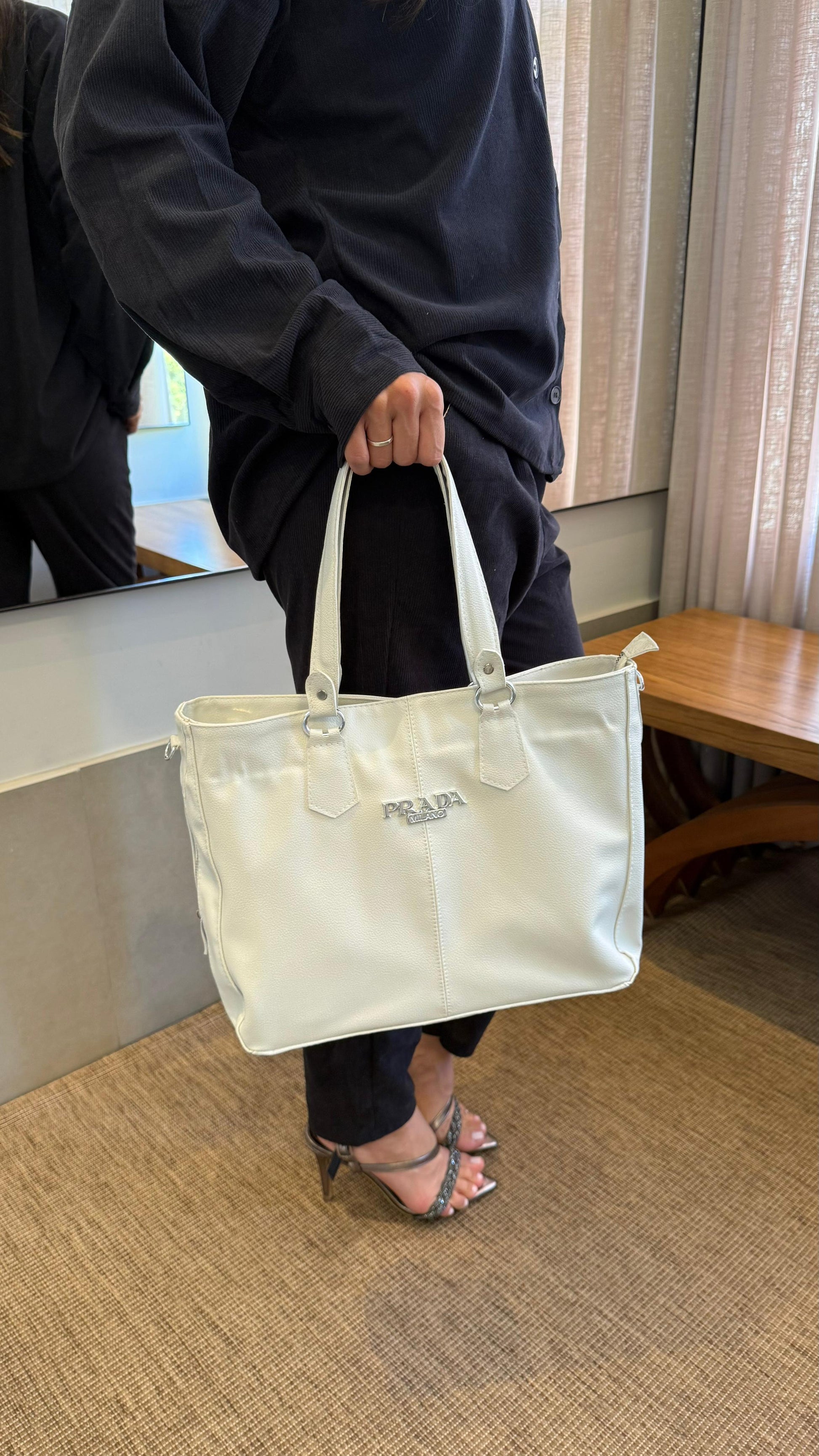 Bolsa Prada linha importada