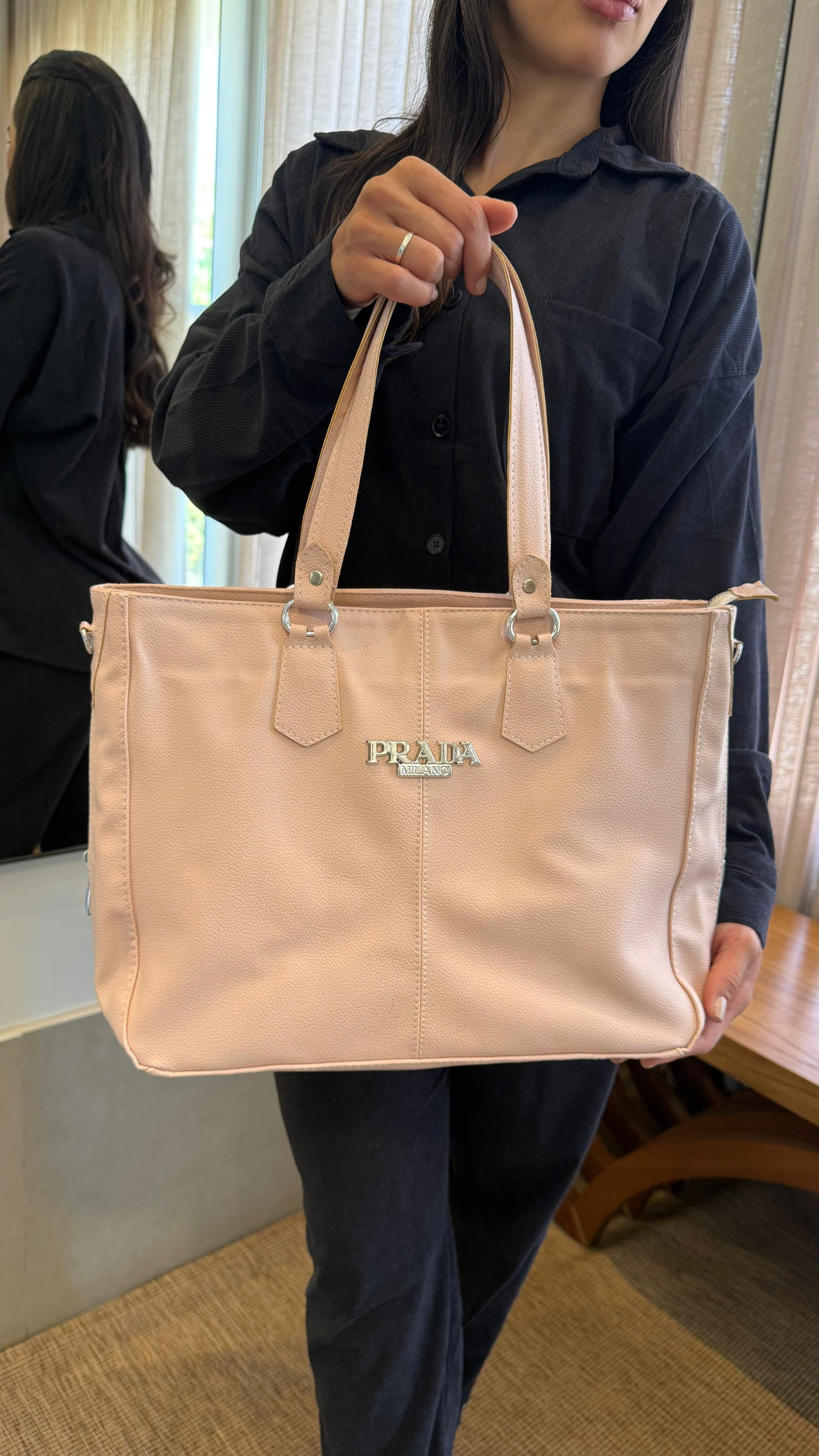 Bolsa Prada linha importada