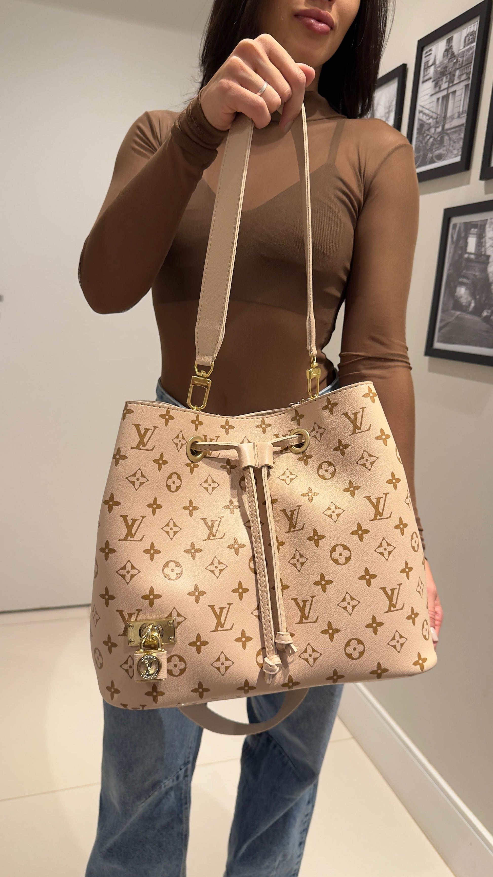 Bolsa saco Louis Vuitton