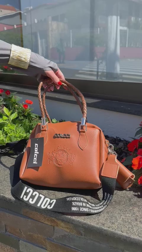 Bolsa Colcci com porta niquel