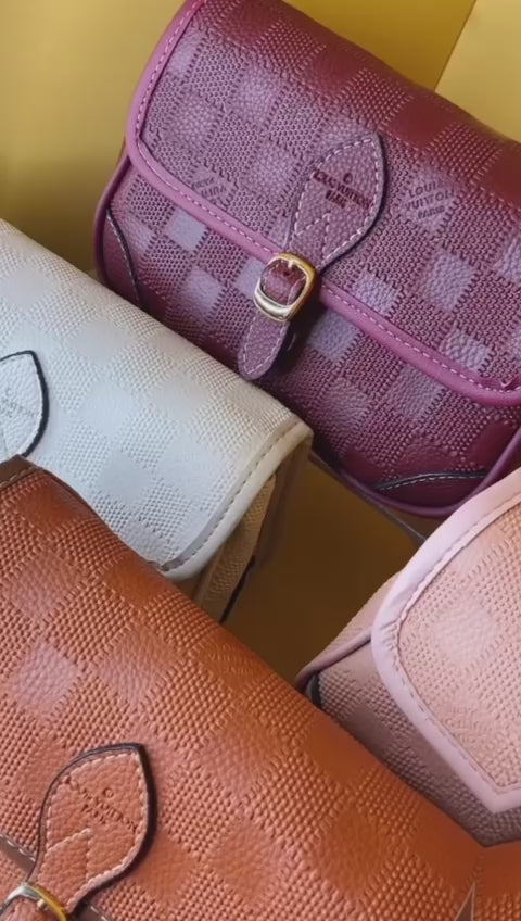 Bolsa Louis Vuitton pequena